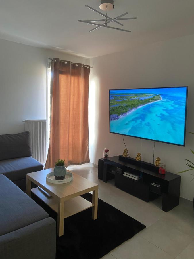 Appartement T2, Residence Au Calme. Parking Prive Marseille Exterior photo