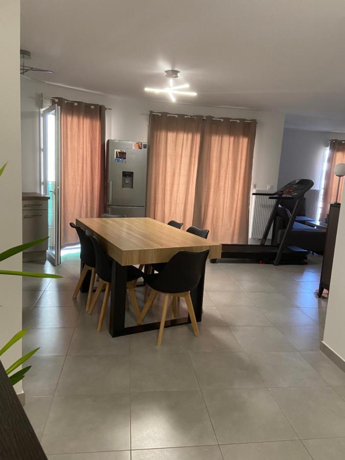 Appartement T2, Residence Au Calme. Parking Prive Marseille Exterior photo